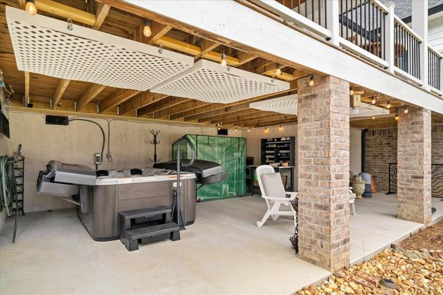 318 Freedom Way, Chatsworth, GA 30705