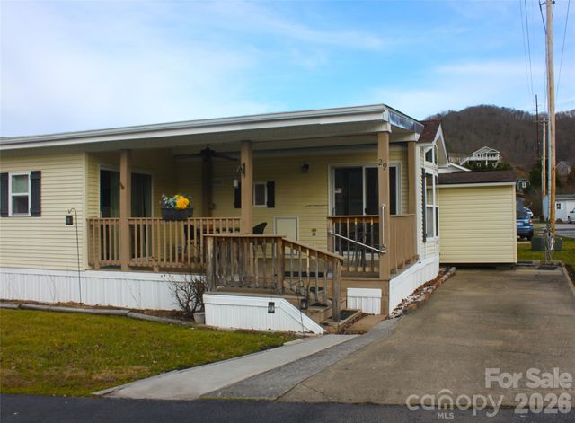 29 Polka Lane, Waynesville, NC 28785