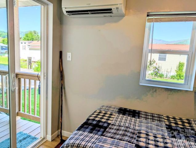 29 Polka Lane, Waynesville, NC 28785