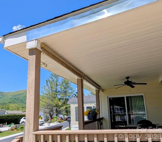 29 Polka Lane, Waynesville, NC 28785