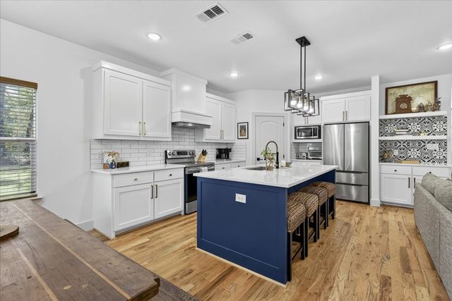 206 Parkside Drive, Trinidad, TX 75163