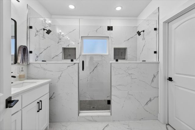 206 Parkside Drive, Trinidad, TX 75163