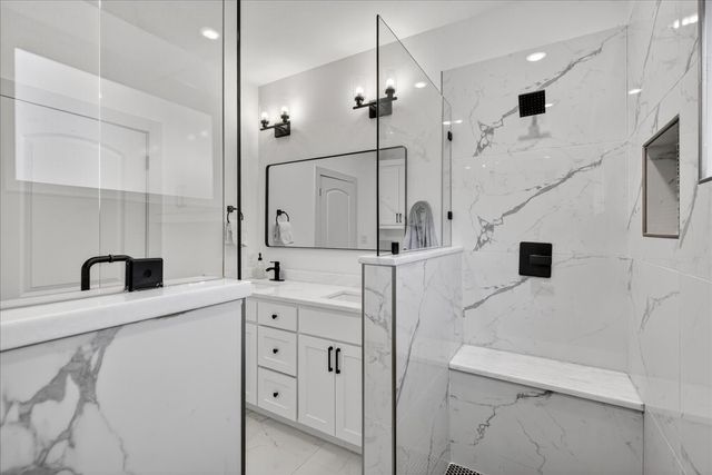 206 Parkside Drive, Trinidad, TX 75163