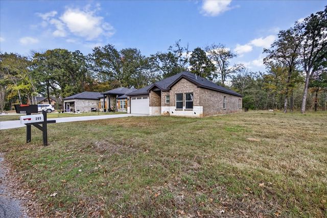 206 Parkside Drive, Trinidad, TX 75163