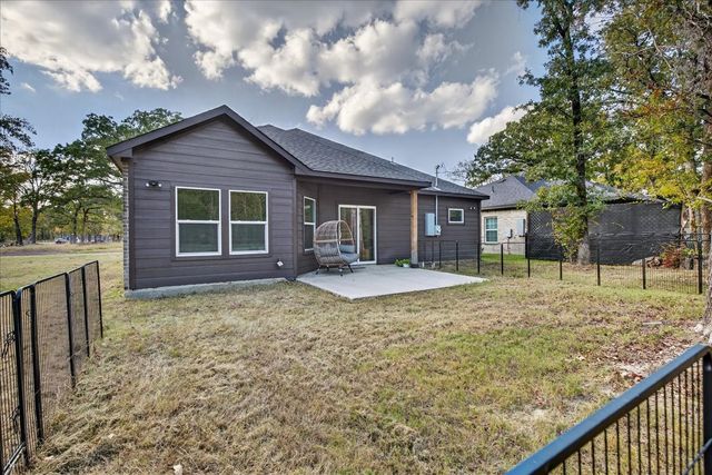 206 Parkside Drive, Trinidad, TX 75163