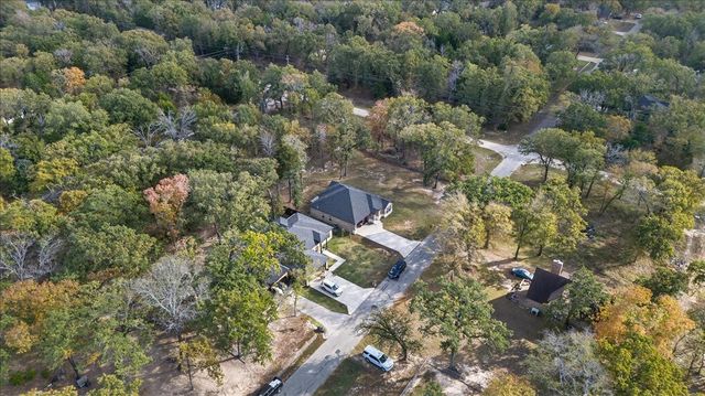 206 Parkside Drive, Trinidad, TX 75163