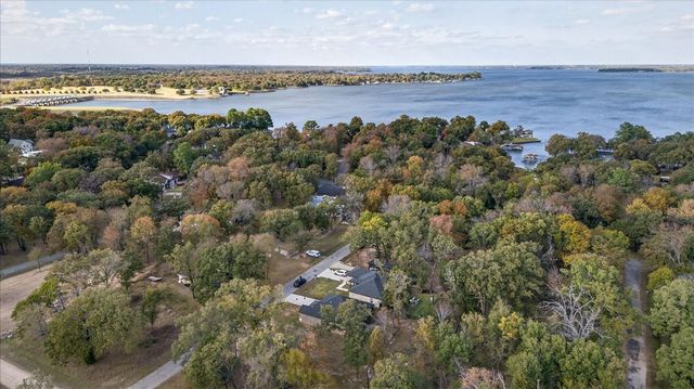 206 Parkside Drive, Trinidad, TX 75163