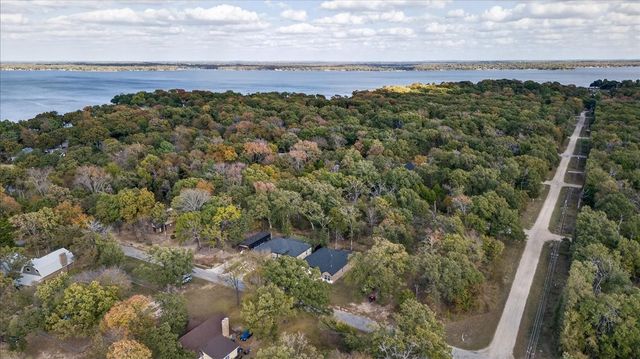 206 Parkside Drive, Trinidad, TX 75163