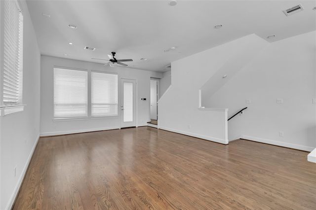 2711 Eado Grove Lane, Houston, TX 77003