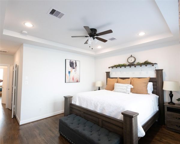 2711 Eado Grove Lane, Houston, TX 77003