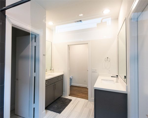 2711 Eado Grove Lane, Houston, TX 77003