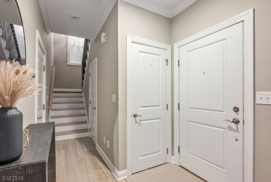 32 Dogwood Ln, Wanaque Boro, NJ 07420 — photo 2