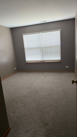 2252 Gallant Fox Circle 2252, Montgomery, IL 60538
