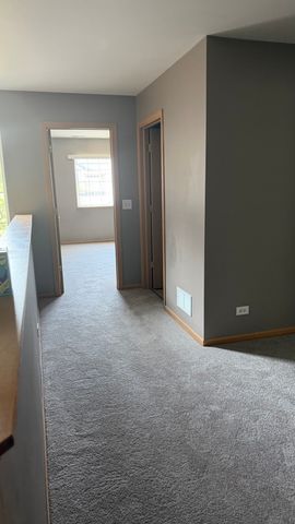 2252 Gallant Fox Circle 2252, Montgomery, IL 60538