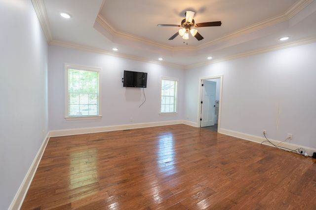 219 Waterloo St, Lawrenceburg, TN 38464