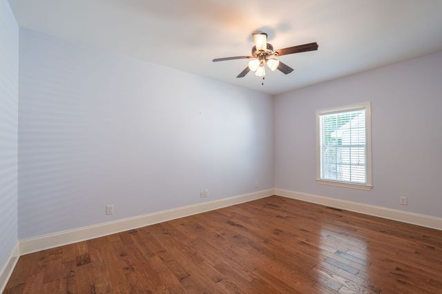 219 Waterloo St, Lawrenceburg, TN 38464