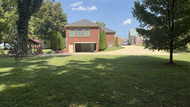 219 Waterloo St, Lawrenceburg, TN 38464