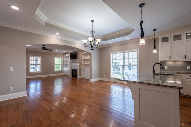 219 Waterloo St, Lawrenceburg, TN 38464