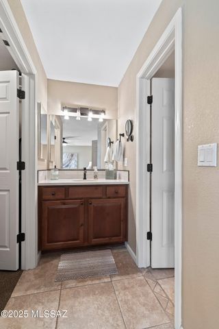 6651 N Campbell Ave Apt 230, Tucson, AZ 85718