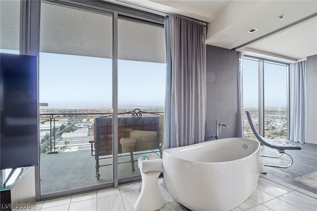 4381 West Flamingo Road 5101, Las Vegas, NV 89103