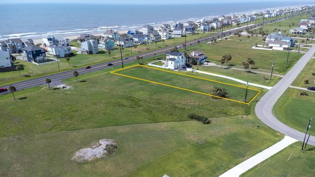 18223 Shaman Drive, Galveston, TX 77554