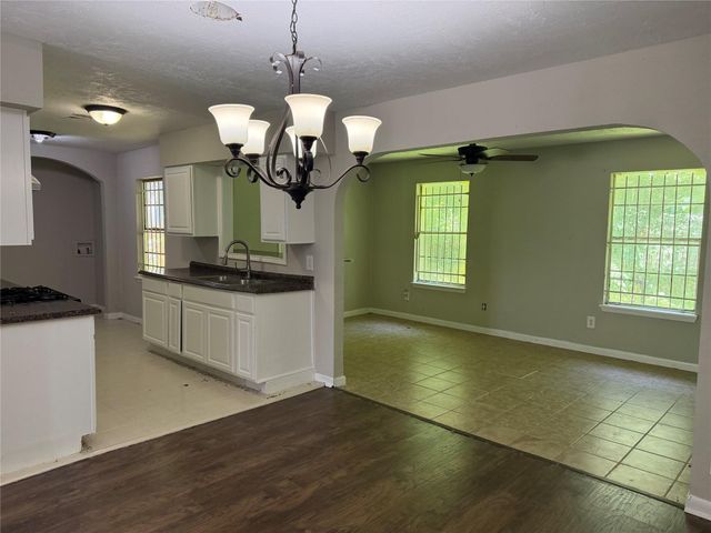 5535 Elmlawn Drive, Houston, TX 77033