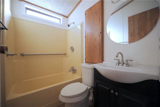 33848 Avenue G 29, Yucaipa, CA 92399