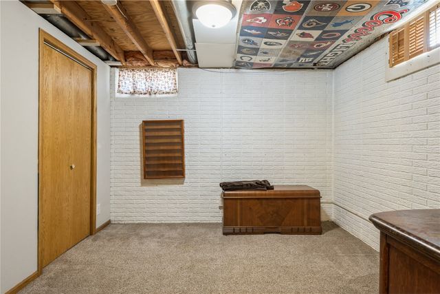 2931 1st Street, Marion, IA 52302