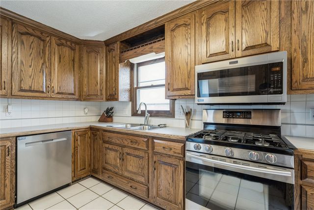 2931 1st Street, Marion, IA 52302