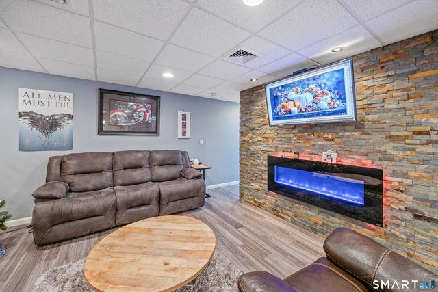 3 Ellen Lane, Thomaston, CT 06787