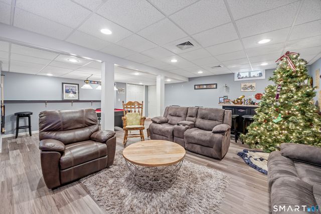 3 Ellen Lane, Thomaston, CT 06787