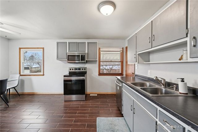 254 Amsterdam Drive, Xenia, OH 45385