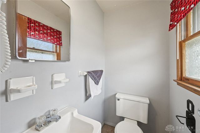 254 Amsterdam Drive, Xenia, OH 45385