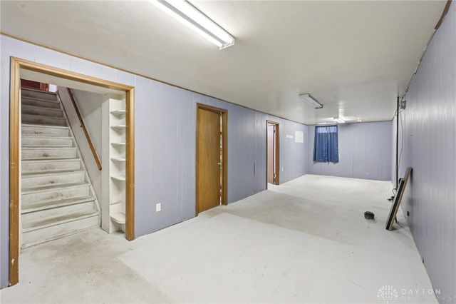 254 Amsterdam Drive, Xenia, OH 45385