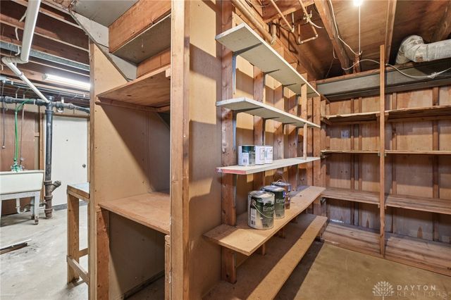 254 Amsterdam Drive, Xenia, OH 45385