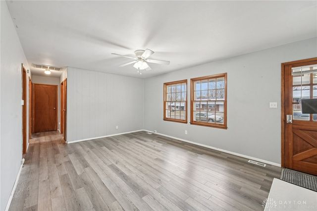 254 Amsterdam Drive, Xenia, OH 45385