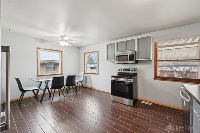 254 Amsterdam Drive, Xenia, OH 45385