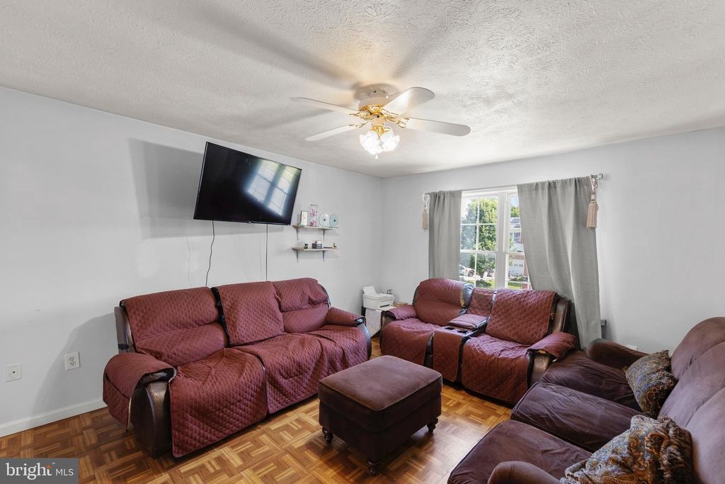 658 SHERLOCK TRCE, Winchester, VA 22601