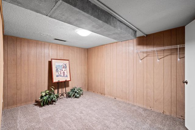 5385 N CLEARVIEW RD, Columbia, MO 65202