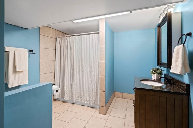 5385 N CLEARVIEW RD, Columbia, MO 65202