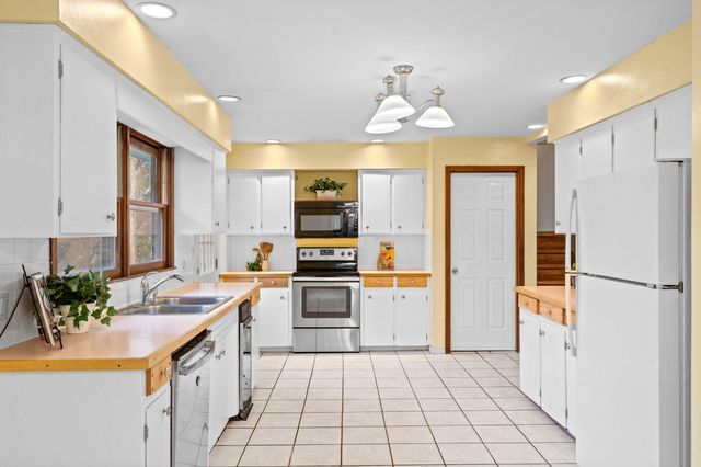 5385 N CLEARVIEW RD, Columbia, MO 65202