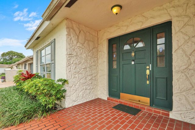 7156 Pine Bluff Drive, Lake Worth, FL 33467