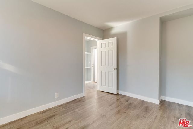 11472 VENTURA E, Studio City (los Angeles), CA 91604