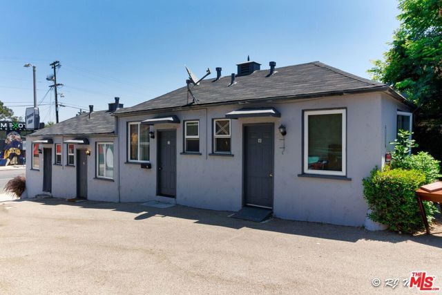 11472 VENTURA E, Studio City (los Angeles), CA 91604