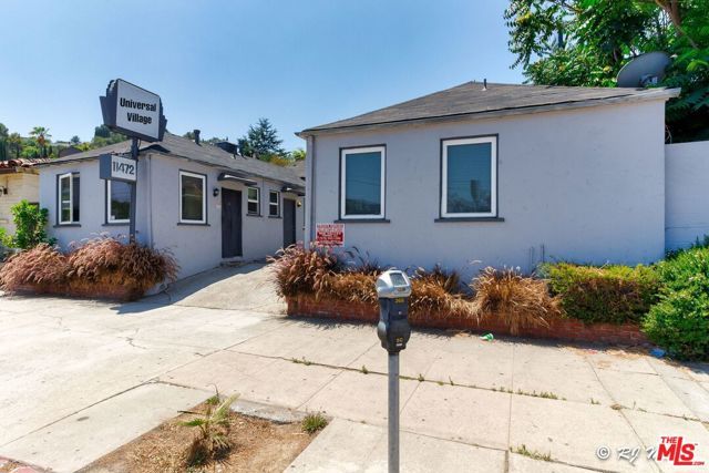 11472 VENTURA E, Studio City (los Angeles), CA 91604