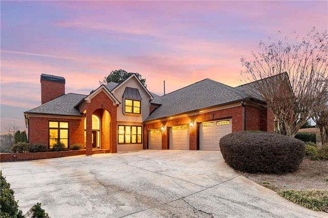 3025 Bradshaw Club Drive, Woodstock, GA 30188