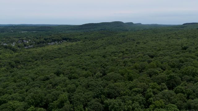 Stantack Road, Middletown, CT 06457