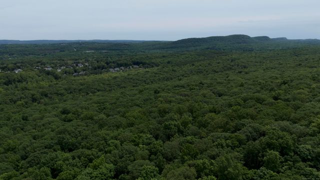 Stantack Road, Middletown, CT 06457