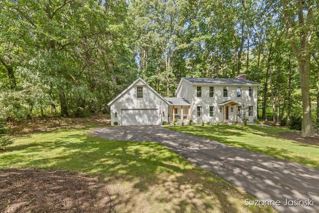 3597 Riverwoods Drive Ne, Plainfield Twp, MI 49341