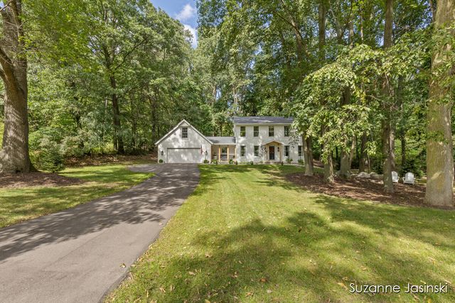 3597 Riverwoods Drive Ne, Plainfield Twp, MI 49341